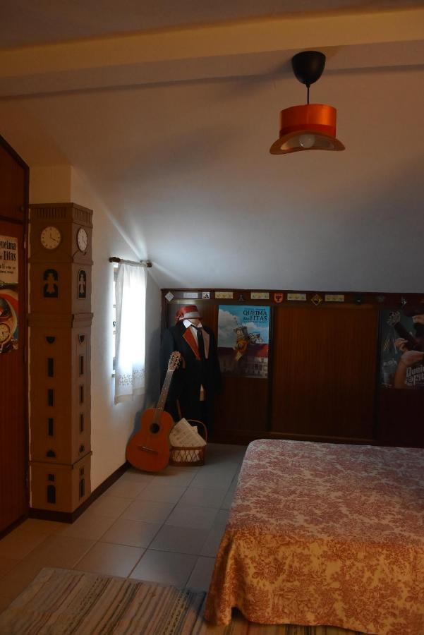 Casa Mouramortina Вила Нова де Пойарес Екстериор снимка